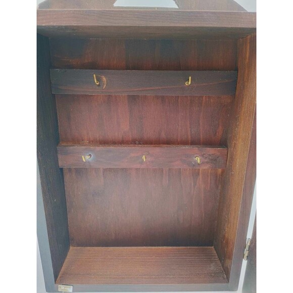 Cardinal Wooden Key Holder Box Wall Decor or Tabletop Rustic Cabin - Picture 5 of 10